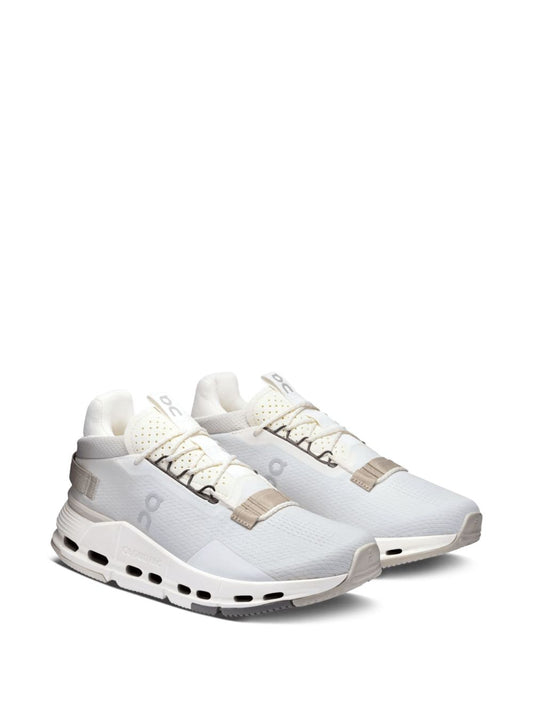 ON Running Cloudnova 2 trainers
