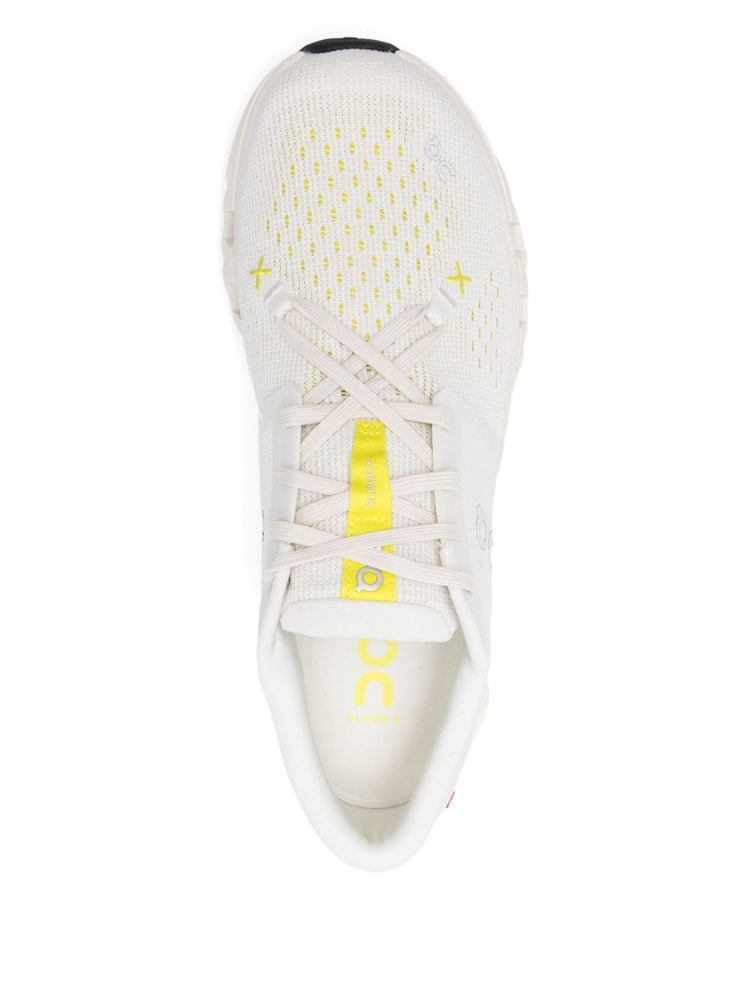 ON Sneakers White
