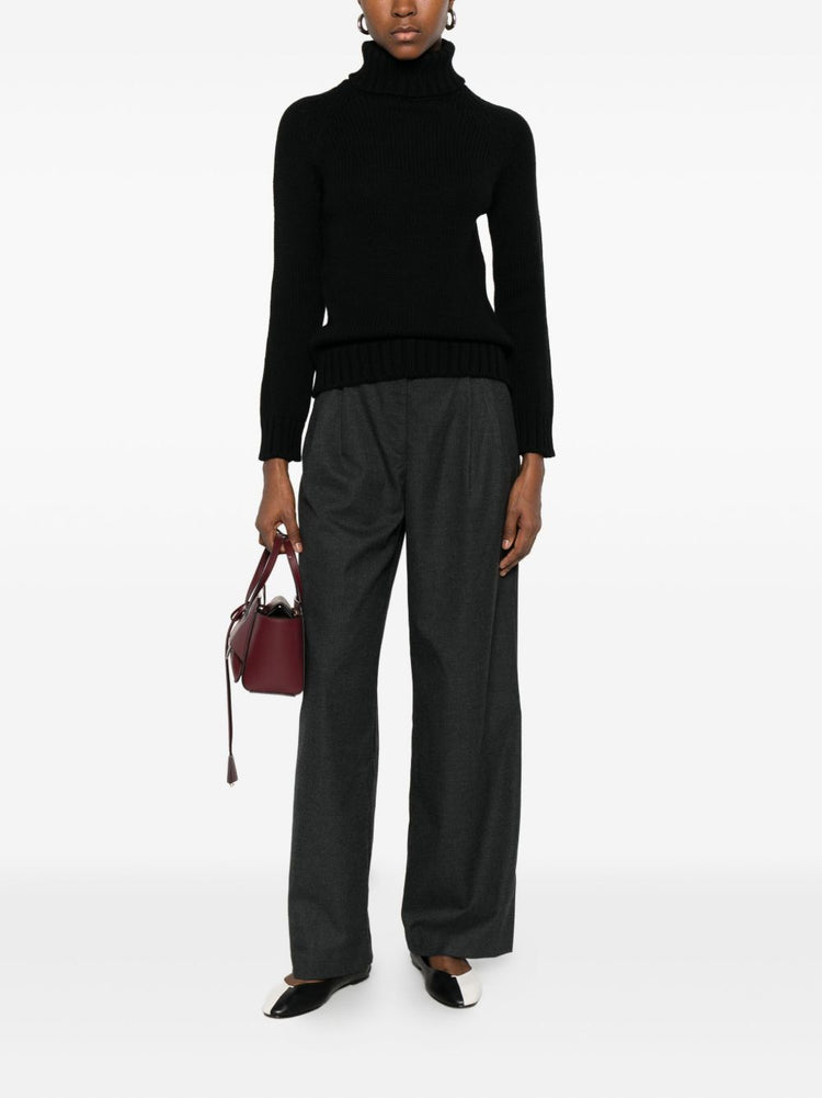 Base Sweaters Black