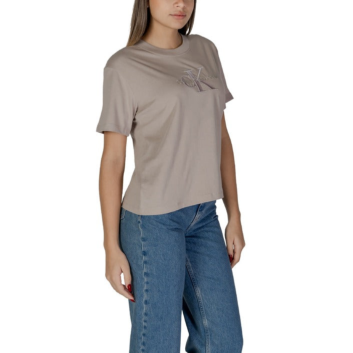 Calvin Klein Jeans - Calvin Klein Jeans  Women T-Shirt